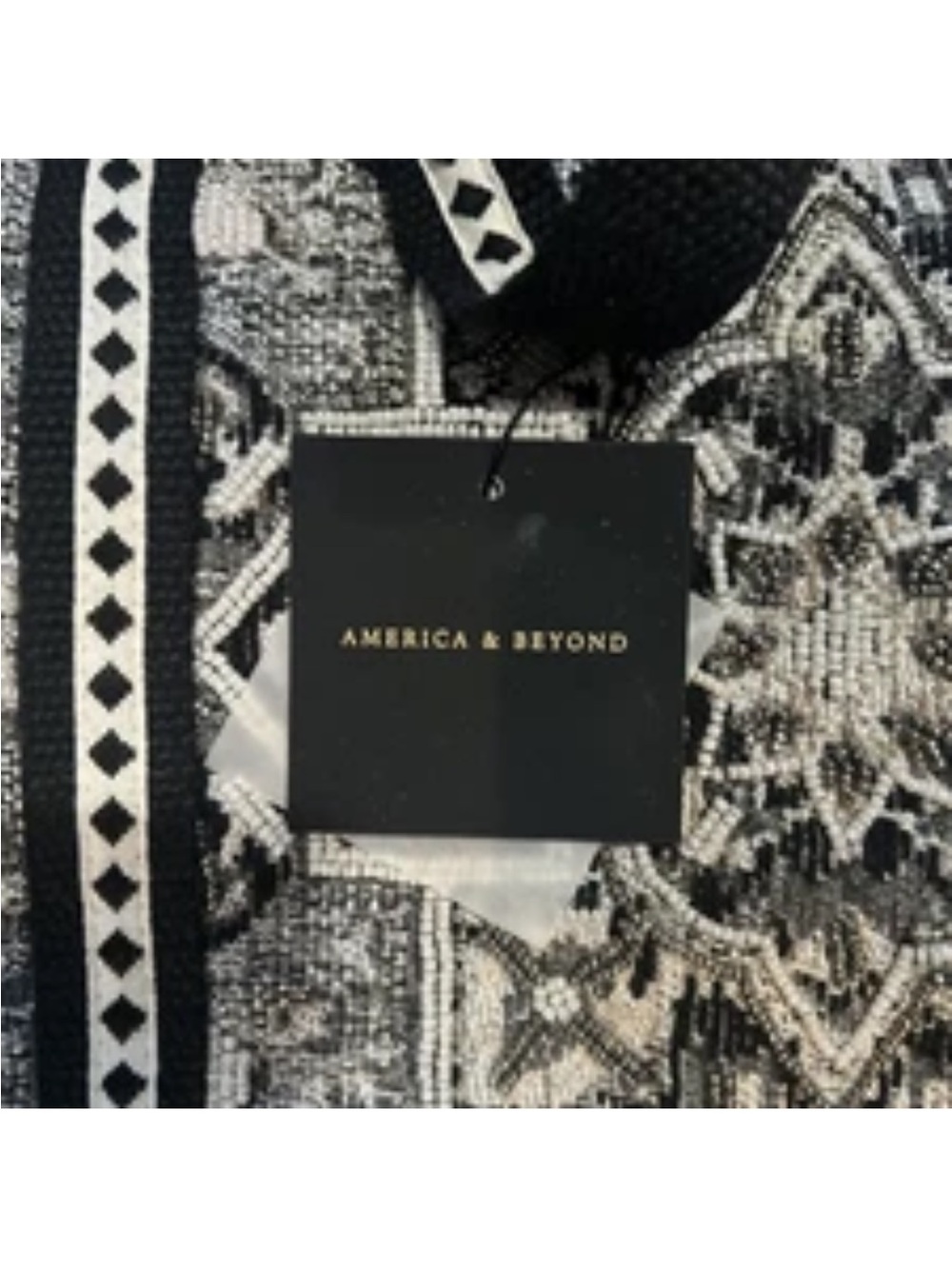 America & Beyond Embellished Weekender Duffel Travel Bag NWT - Picture 3 of 4